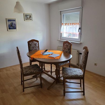 Ferienwohnung Fam.Lutz Knittelsheim Экстерьер фото